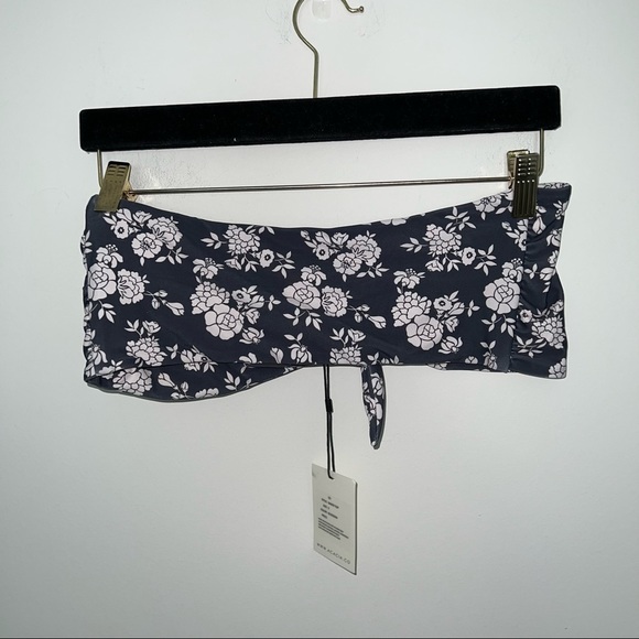 NEW Acacia baker bandeau knotted bikini top in blossom. - Picture 4 of 6